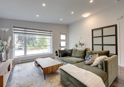 Maison à étages à vendre - 12240 Av. Salk, Montréal (Nord), H1G4Z3