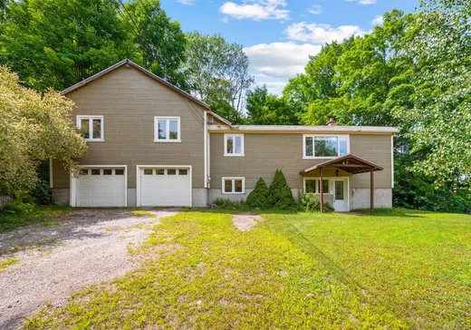 House for sale - 1337 Rue du Continental, Val David, J0T 2N0