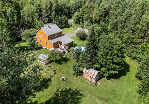 Bungalow à vendre - 183 5e Rang, Lac-Drolet, G0Y1C0