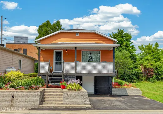 Bungalow à vendre - 112 Carré Fiset, Donnacona, G3M2L5