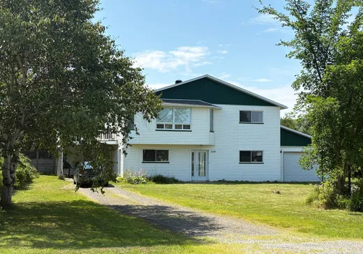 Maison à étages à vendre - 124A-124B Rue St-Louis, La Pocatière, G0R1Z0