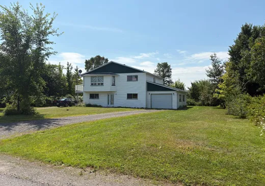 Maison à vendre - 124A-124B Rue St-Louis, La Pocatière, G0R 1Z0