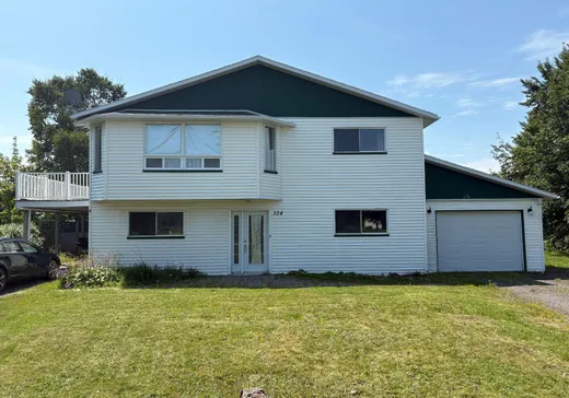 Maison à vendre - 124A-124B Rue St-Louis, La Pocatière, G0R 1Z0