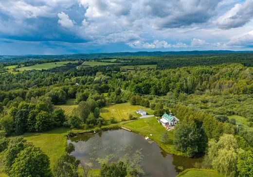 Maison à vendre - 150 Ch. de Hatley Centre, Magog, J0B 2C0