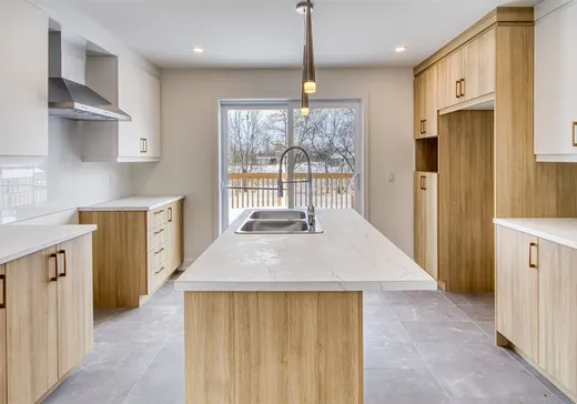 Maison à vendre - 6205 Rue des Pommiers, Bécancour, G9H 4T9