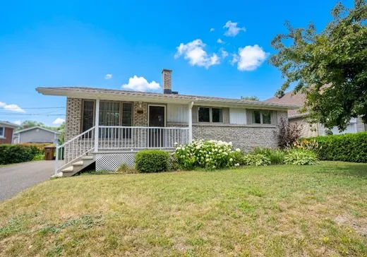 Bungalow à vendre - 970 111e Avenue, Drummondville, J2B4L2