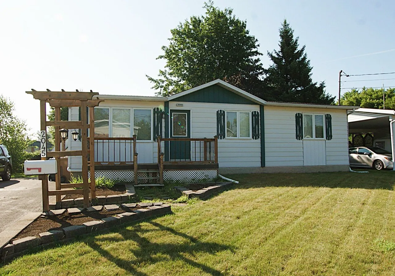 2045 Rue St-Nicolas — photo 2