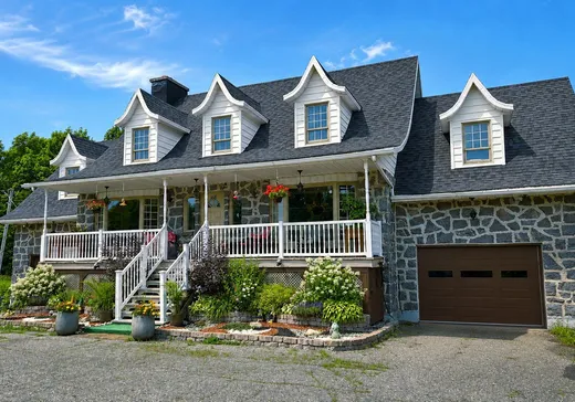 Maison à étages à vendre - 168 Rg Gaspé, St-Apollinaire, G0S2E0