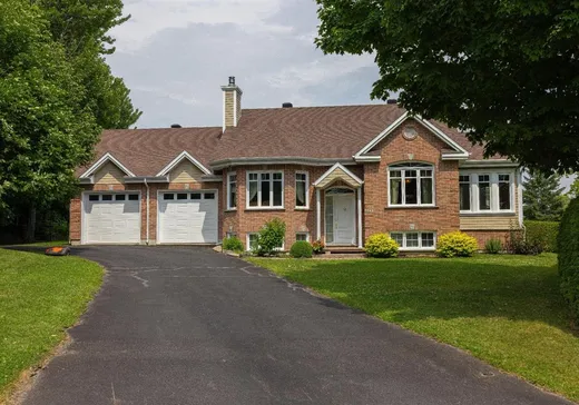 Bungalow à vendre - 2387 Crois. De Rouville, Sherbrooke, J1J1V3