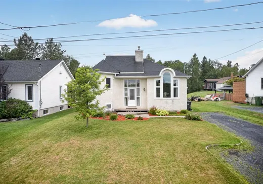 Bungalow for sale - 349 Rue Cléophas, Sherbrooke, J1N3W7