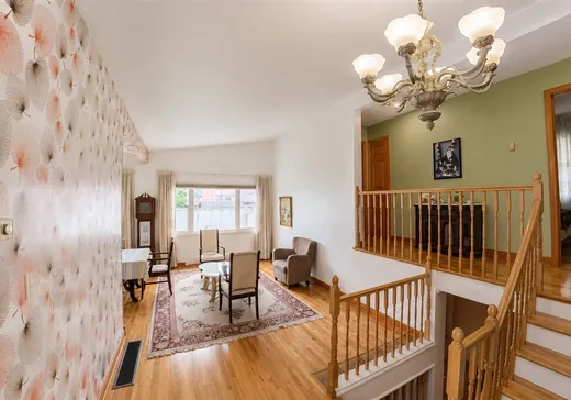 Maison à vendre - 1497 Boul. Élisabeth, Laval (Chomedey), H7W 3K2