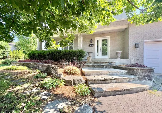 Maison à étages à vendre - 1426 Rue des Sittelles, Longueuil, J4J5K3
