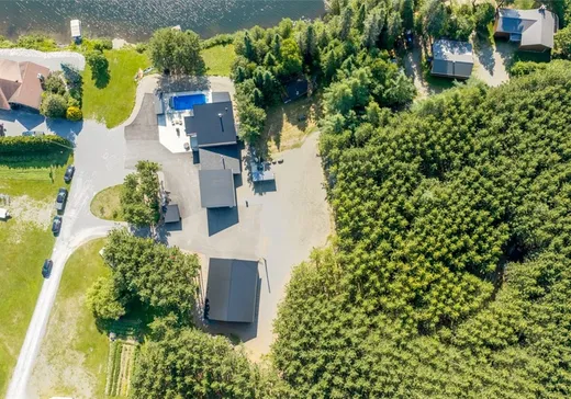 Maison à vendre - 1344 Ch. du Lac-Lavoie, Témiscouata-sur-le-Lac, G0L 1X0