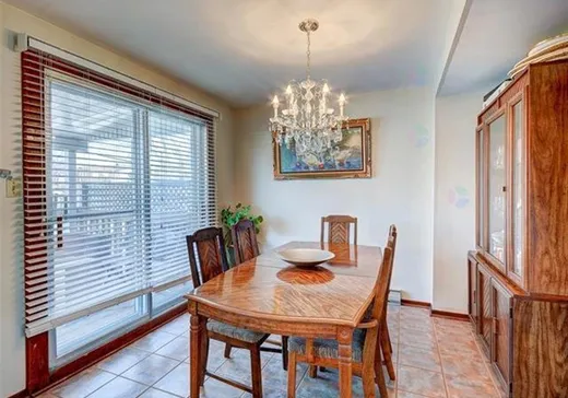 Maison à vendre - 6865 Rue Patenaude, Côte-Saint-Luc, H4W 2S1