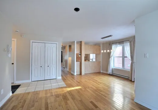 Condo à vendre - 8 Av. Léo-Lacombe, App. 4, Laval (Laval-des-Rapides), H7N 3Y2