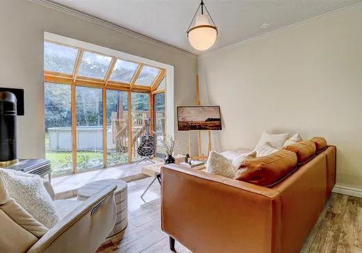 Maison à vendre - 100 Ch. des Mésanges, L'Ange-Gardien, J8L 0H9
