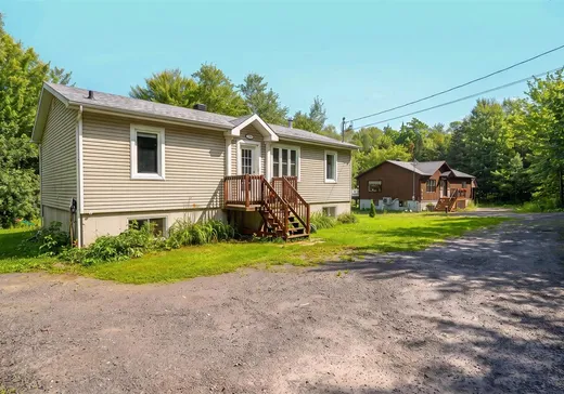 House for sale - 130 Rue Philipon, Saint-Calixte, J0K 1Z0