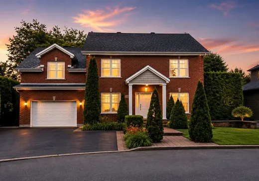 Maison à étages à vendre - 1700 Rue Jade, Drummondville, J2C7S8