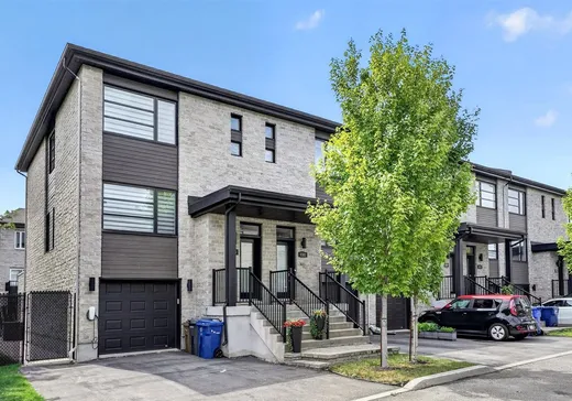 Maison à étages à vendre - 8307 Av. des Trembles, Laval (Duvernay), H7A0H6