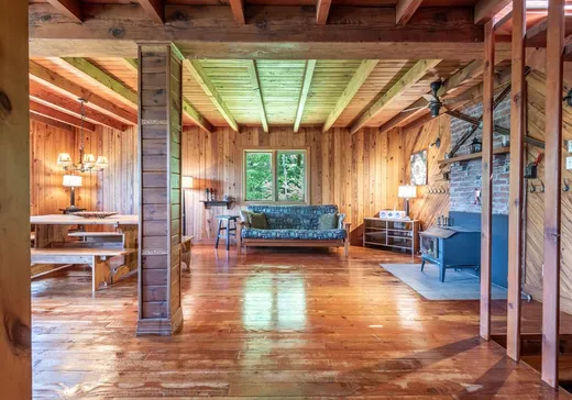 House for sale - 100 Ch. du Tour-du-Lac, Mont-Tremblant, J8E 2A8
