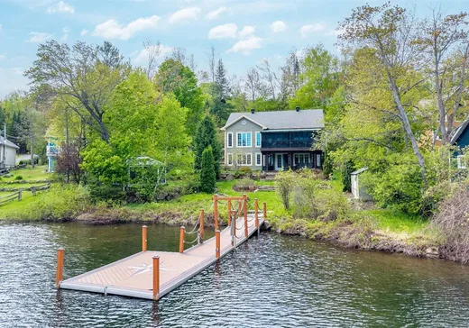 Two or more stories for sale - 1320 Rue de la Baie, Chertsey, J0K3K0