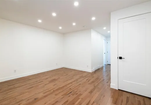 Condo à vendre - 2108 Rue Atateken, Montréal (Centreville), H2L 3L8