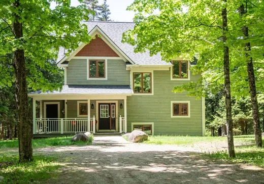 Two or more stories for sale - 239 Ch. Claude-Lefebvre, Mont-Tremblant, J8E1G3