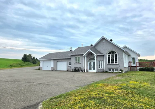 Maison à étages à vendre - 116 Route Gauthier O., Matane, G4W3M8