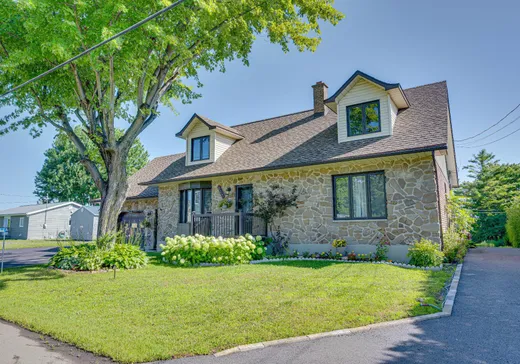 Maison à vendre - 143 40e Avenue, Sainte-Barbe, J0S 1P0