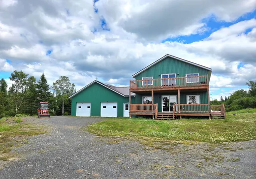 Maison à étages à vendre - 65 Ch. du Rang-Croche, Matane, G0J3E0