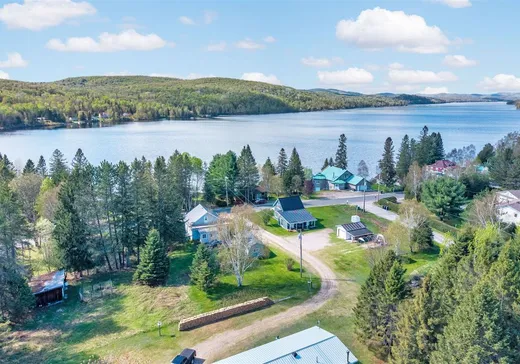 Maison à étages à vendre - 85 Ch. du Lac-Chaud, Labelle, J0T1R0
