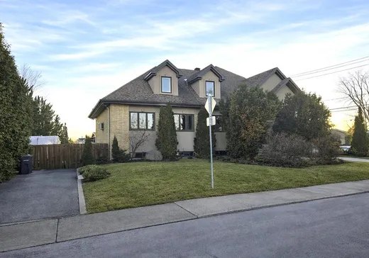 Maison à vendre - 1004 Av. Suzanne, Saint-Vincent-de-Paul, H7C 2J6
