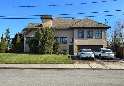 Maison à vendre - 1004 Av. Suzanne, Saint-Vincent-de-Paul, H7C 2J6