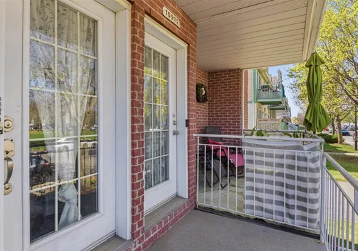 Condo à vendre - 15972 Rue Victoria, Montréal (Rivière des Prairies), H1A 5P4