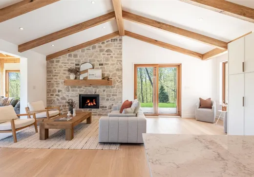 Bungalow for sale - 111 Ch. des Rondins, Mont-Tremblant, J8E0G6