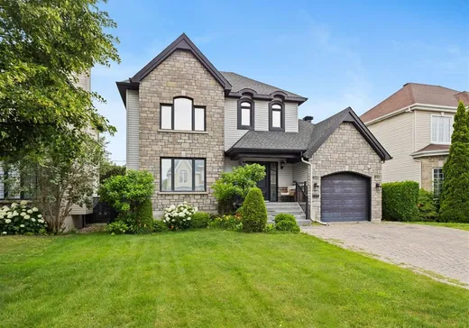 Maison à vendre - 648 Rue De La Chesnaye, Lachenaie, J6V 1P3