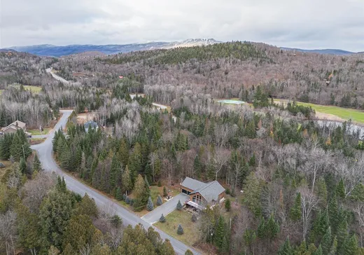 House for sale - 120 Ch. du Faubourg, Mont-Tremblant, J8E 1N9