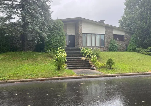 Bungalow à vendre - 455 Boul. Chèvremont, Montréal (Île-Bizard), H9C1Z9