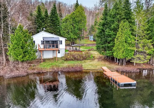 Bungalow à vendre - 113 Ch. Gougeon, La Minerve, J0T1S0