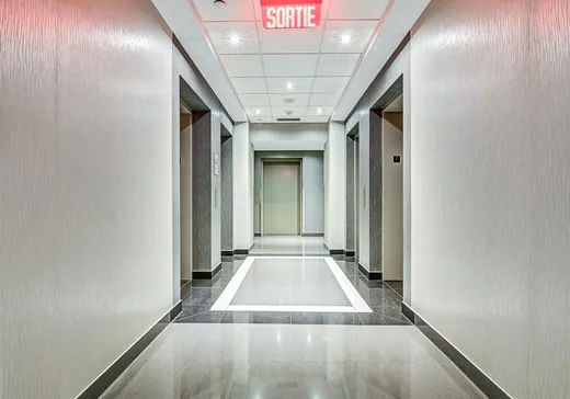Condo à vendre - 1225 Boul. Robert-Bourassa, App. 704, Montréal (Ville-Marie), H3B 9A9