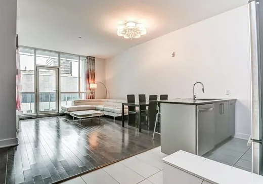 Condo à vendre - 1225 Boul. Robert-Bourassa, App. 704, Montréal (Ville-Marie), H3B 9A9
