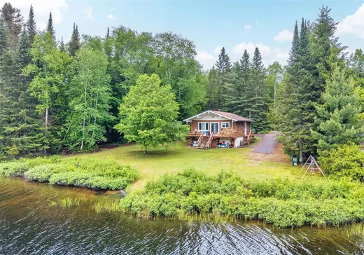 Bungalow for sale - 402 Ch. du Lac-du-Gros-Brochet, L'Ascension, J0T1W0