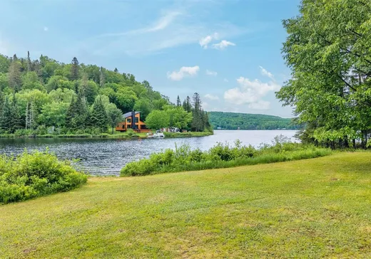 House for sale - 402 Ch. du Lac-du-Gros-Brochet, L'Ascension, J0T 1W0