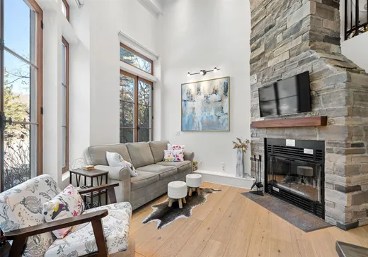 Condo à vendre - 3035 Ch. de la Chapelle, App. 100, Mont-Tremblant, J8E 3M8