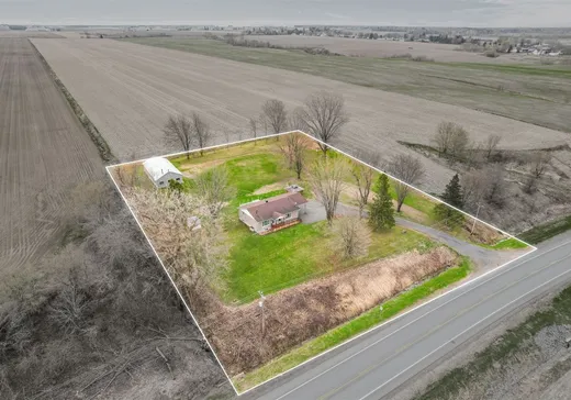 Maison à vendre - 490 Route Marie-Victorin, Baie-du-Febvre, J0G 1A0
