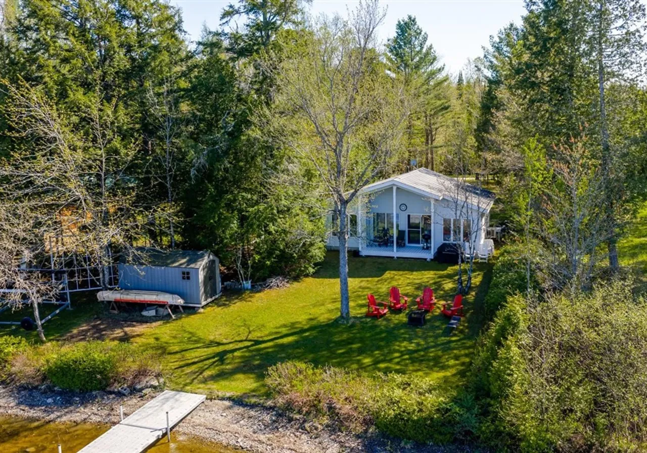 137 Rg Beau-Lac — photo 2