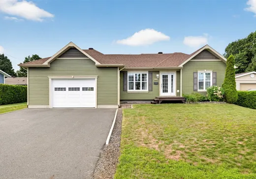 House for sale - 811 Av. St-Pierre, Laurierville, G0S 1P0