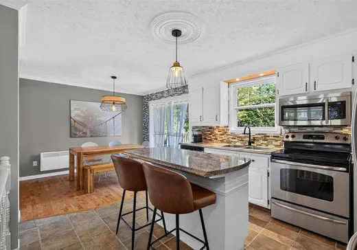 Maison à vendre - 2307 Rue des Merisiers, Sherbrooke, J1G 4E8