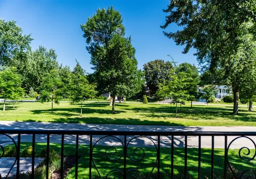 Maison à vendre - 252 Rue De Brullon, Boucherville, J4B 2J9