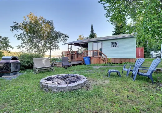 Bungalow à vendre - 60 Lac St-Jean, Saint-Pierre-de-Lamy, G0L4G0